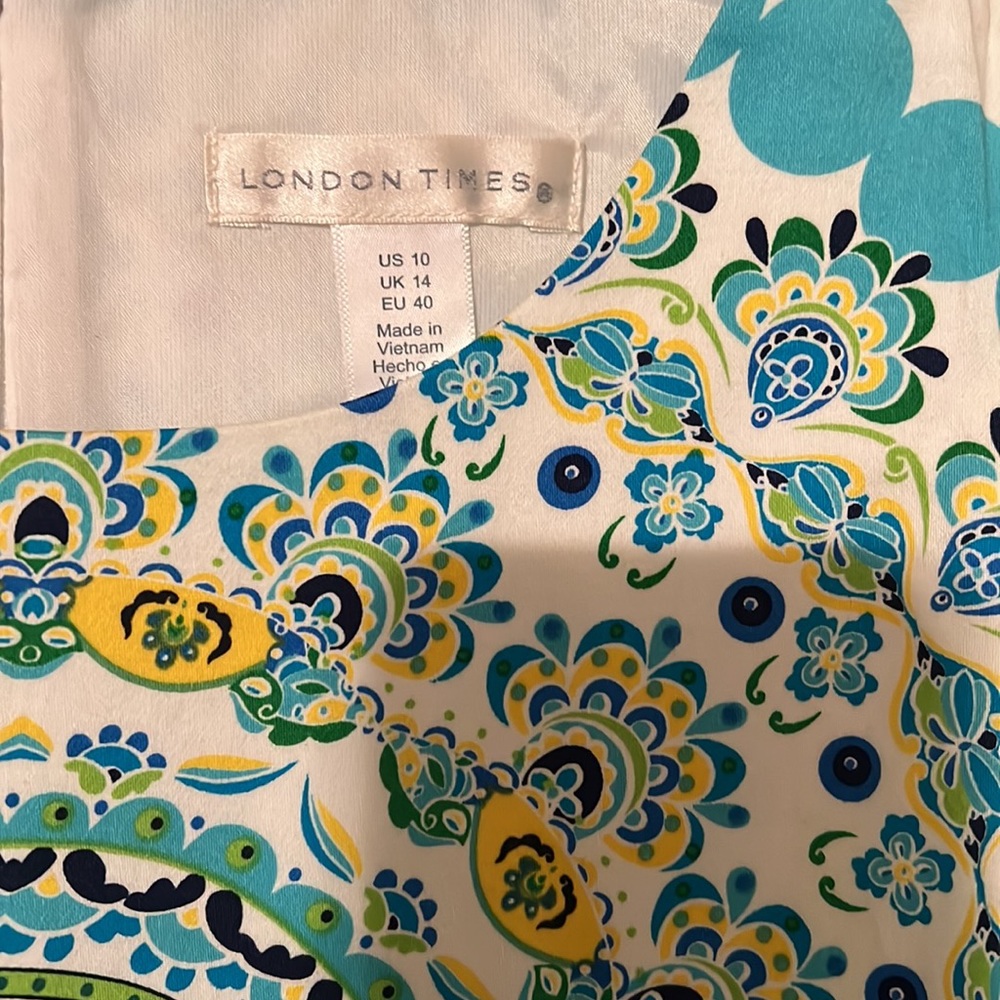 London Times Cecilia Flower Tile Shift Dress - Picture 3 of 3